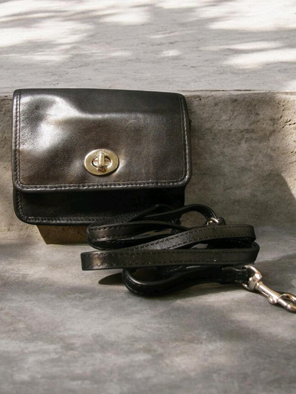 Coach Legacy Penny Mini Black Leather Crossbody Bag Purse Turnlock- EUC
